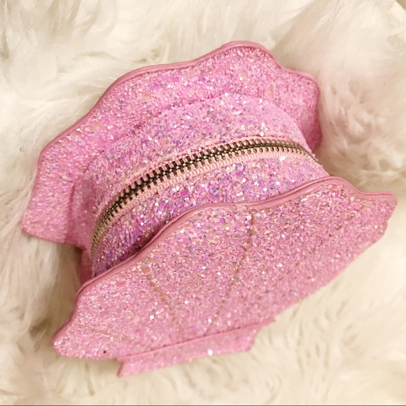 Shell case manicure set - Picture 3 of 6